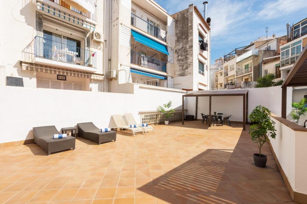 Lucas House Apartments By Sitges Group ภายนอก รูปภาพ